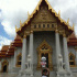 fotografía de templo de mármol o Wat Benchamabophit Dusitvanaram