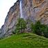 fotografía de valle de Lauterbrunnen en Suiza