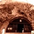 fotografía de iglesia rupestre de budapest